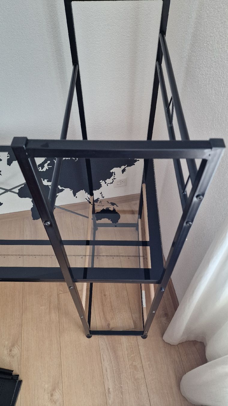 Scrivanie: Bureau en verre et métal – Usato da Biel/Bienne venduto da Reperxy 2