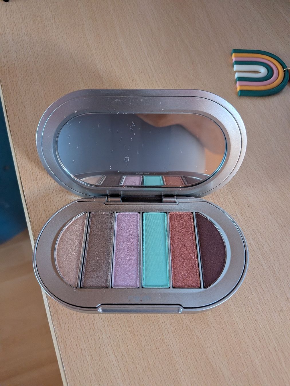 Make-up: Palette maquillage  – Nuovo (secondo la descrizione) da Vionnaz venduto da MarinaMGB