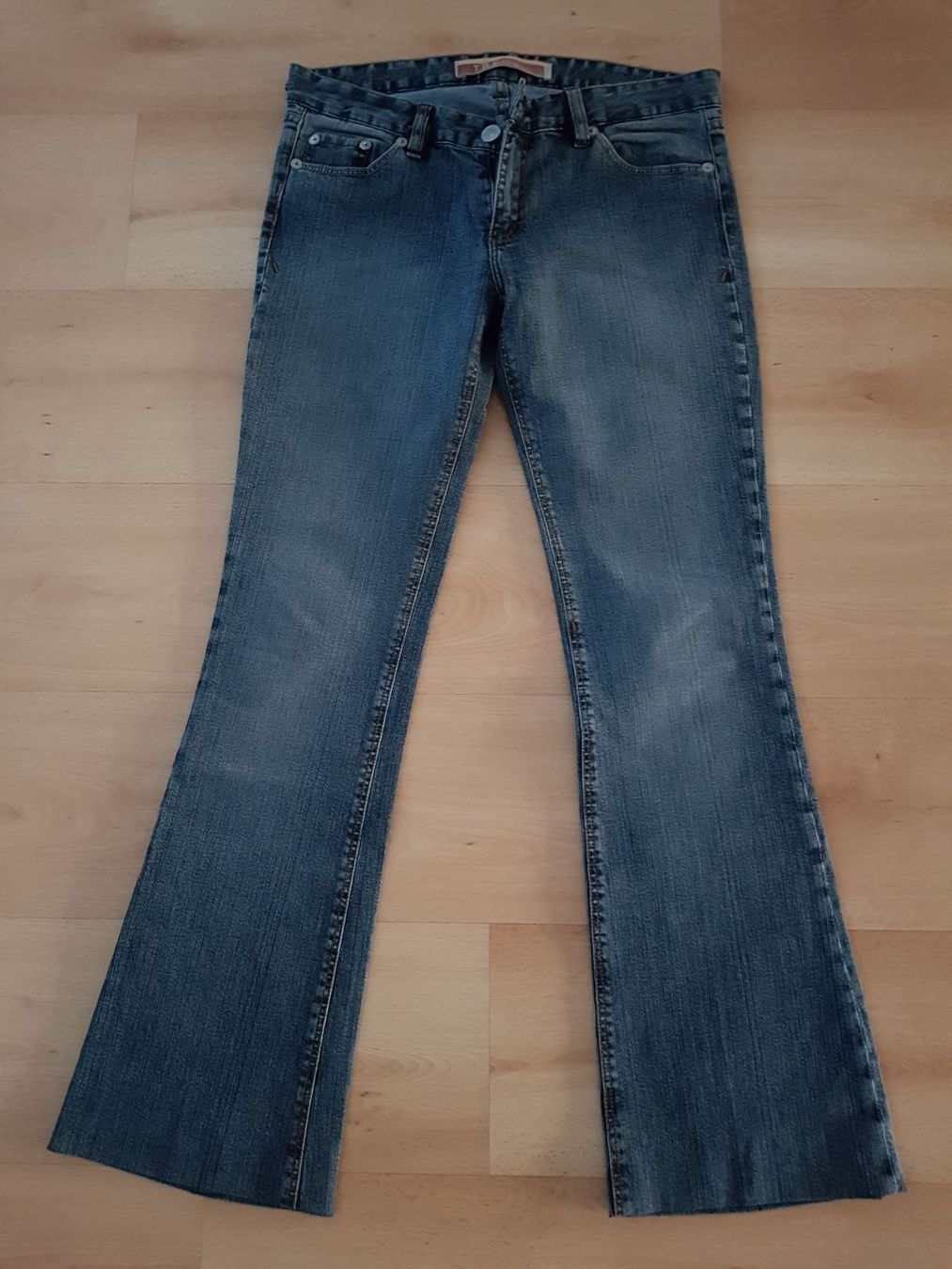 Jeans: ZARA JEANS Gr.38 – Neu (gemäss Beschreibung) aus Schöfflisdorf von CrRG21