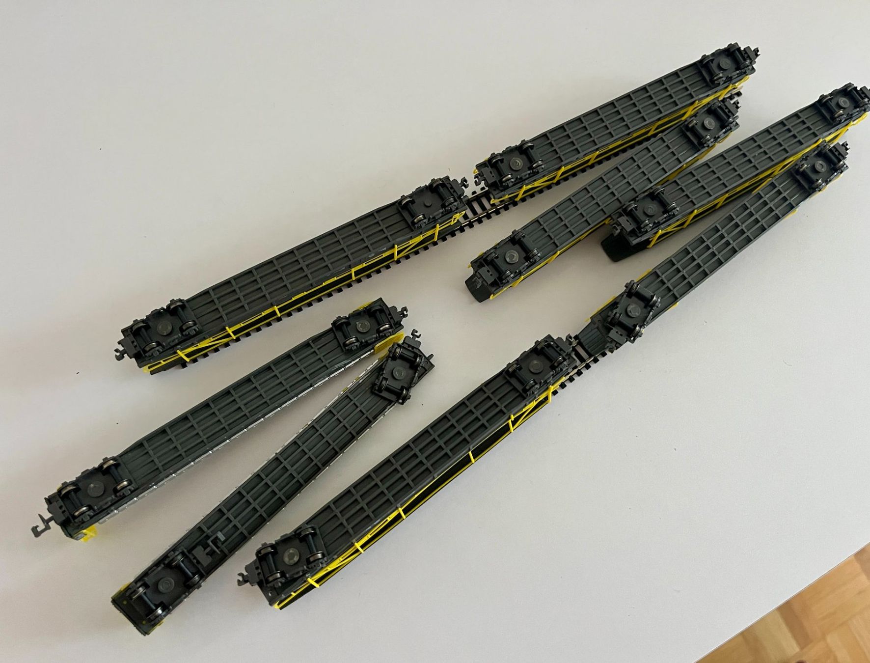 Hobbytrain Modellini di ferrovie: BLS Autotransport 8teilig – Usato da Luzern venduto da rosaroterpanther 4