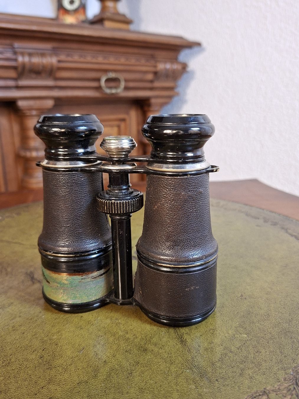 Binocoli: Antikes Fernglas mit integriertem Kompass – Usato da Steffisburg venduto da ZeitReise_ 2