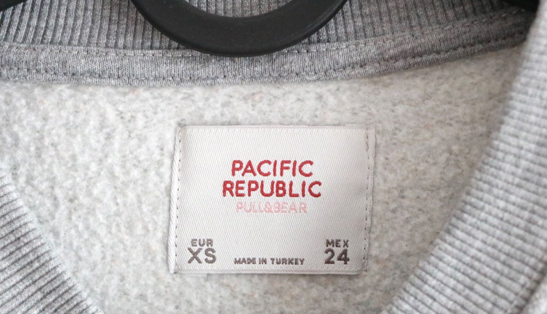 Maglioni & Felpe: Pull & Bear Pullover mit Streifen ‚USA‘ – Usato da Gachnang venduto da todressgolden 4