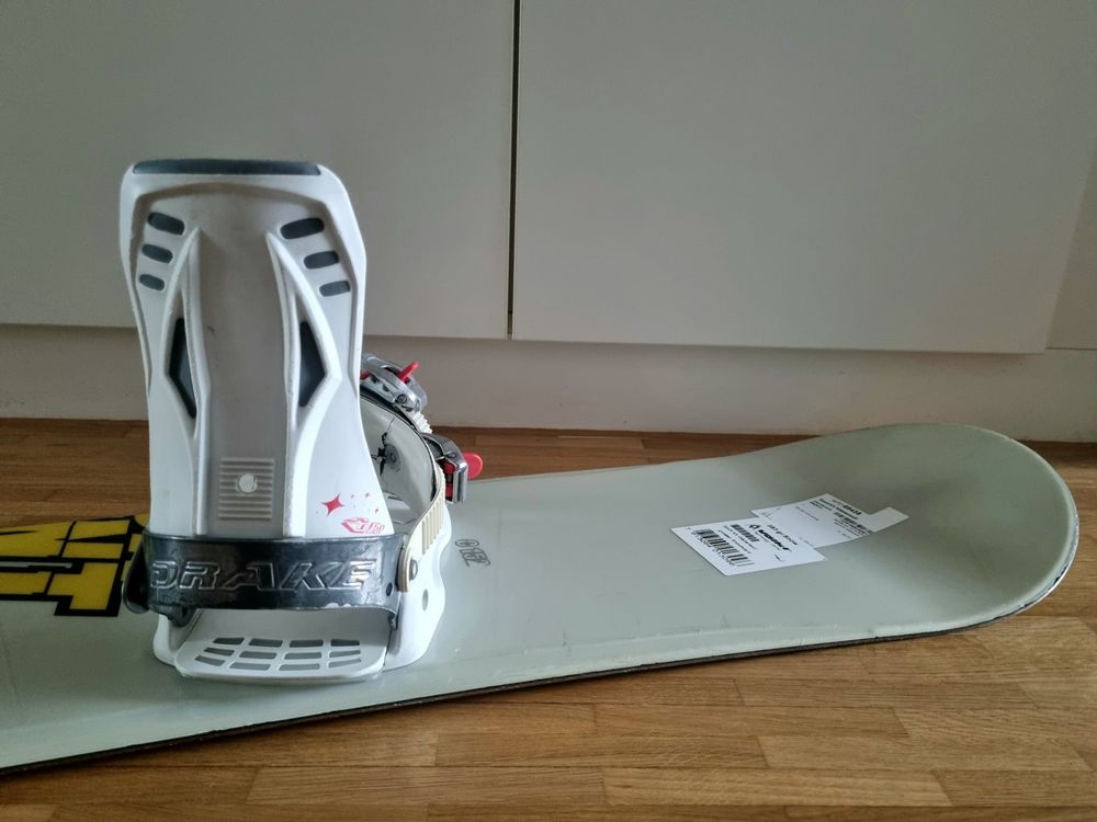 SNOWBOARD SANTA CRUZ 152 mit DRAKE F50 Bindung Gr. M Kaufen auf Ricardo