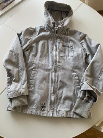 Kangaroos Übergangsjacke Gr. 36 beige Kapuze