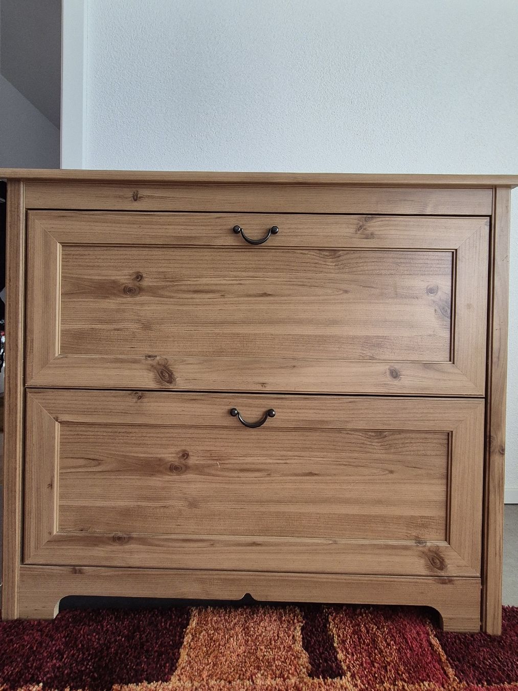 Cassettiere: Commode en aggloméré, avec 2 étagères état d'usage.  – Usato da Bulle venduto da Gala7
