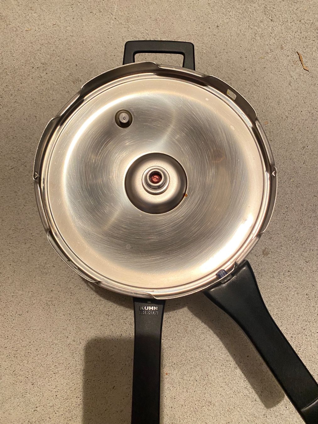 Casseroles: Duromatic Schnellkochtopf Kuhn Rikon – D'occasion à Bern par hoover08 2
