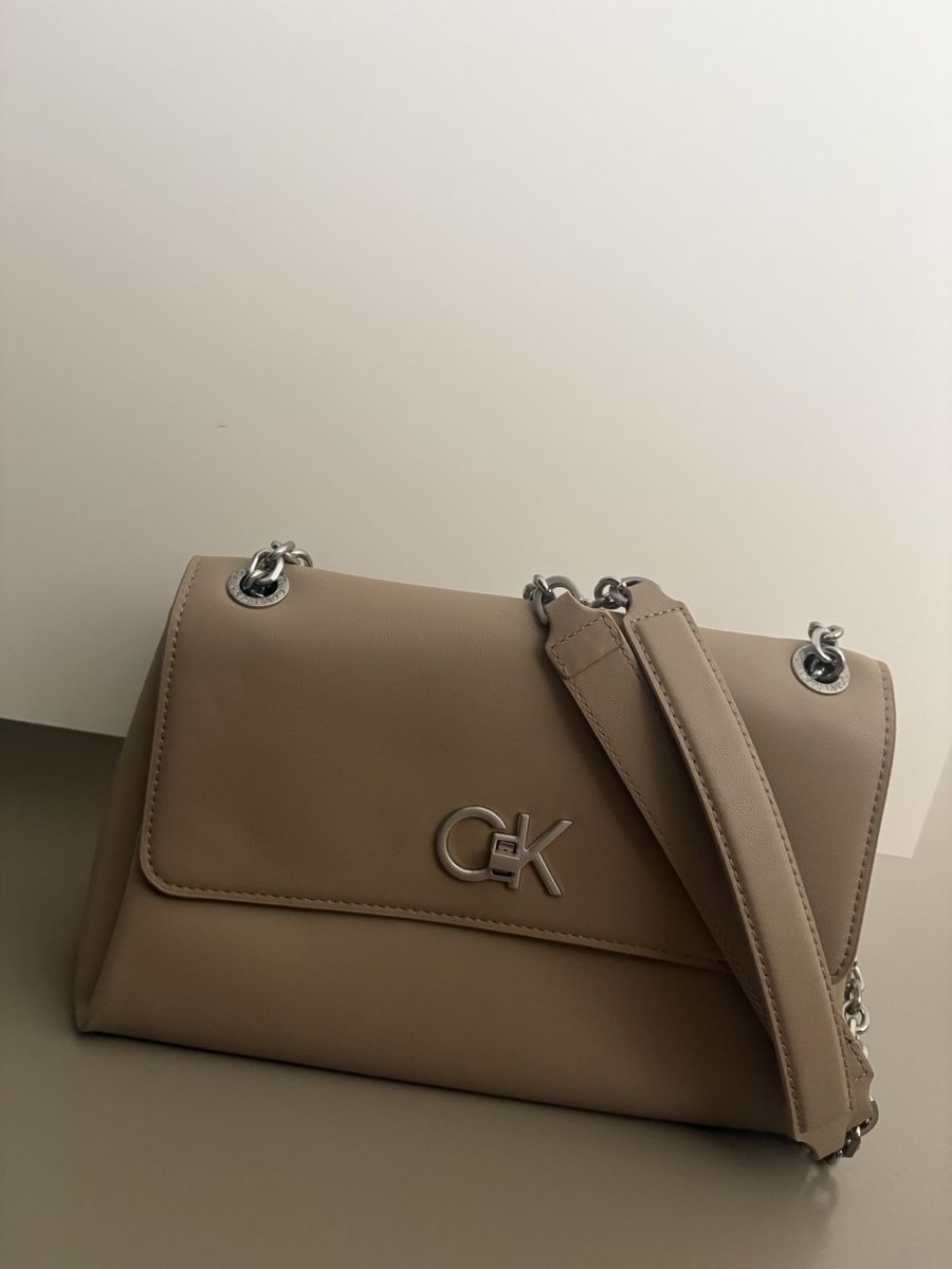 Calvin Klein Taschen für Damen: Calvin Klein Tasche beige neu – Neu (gemäss Beschreibung) aus Bülach von elm_x9cg