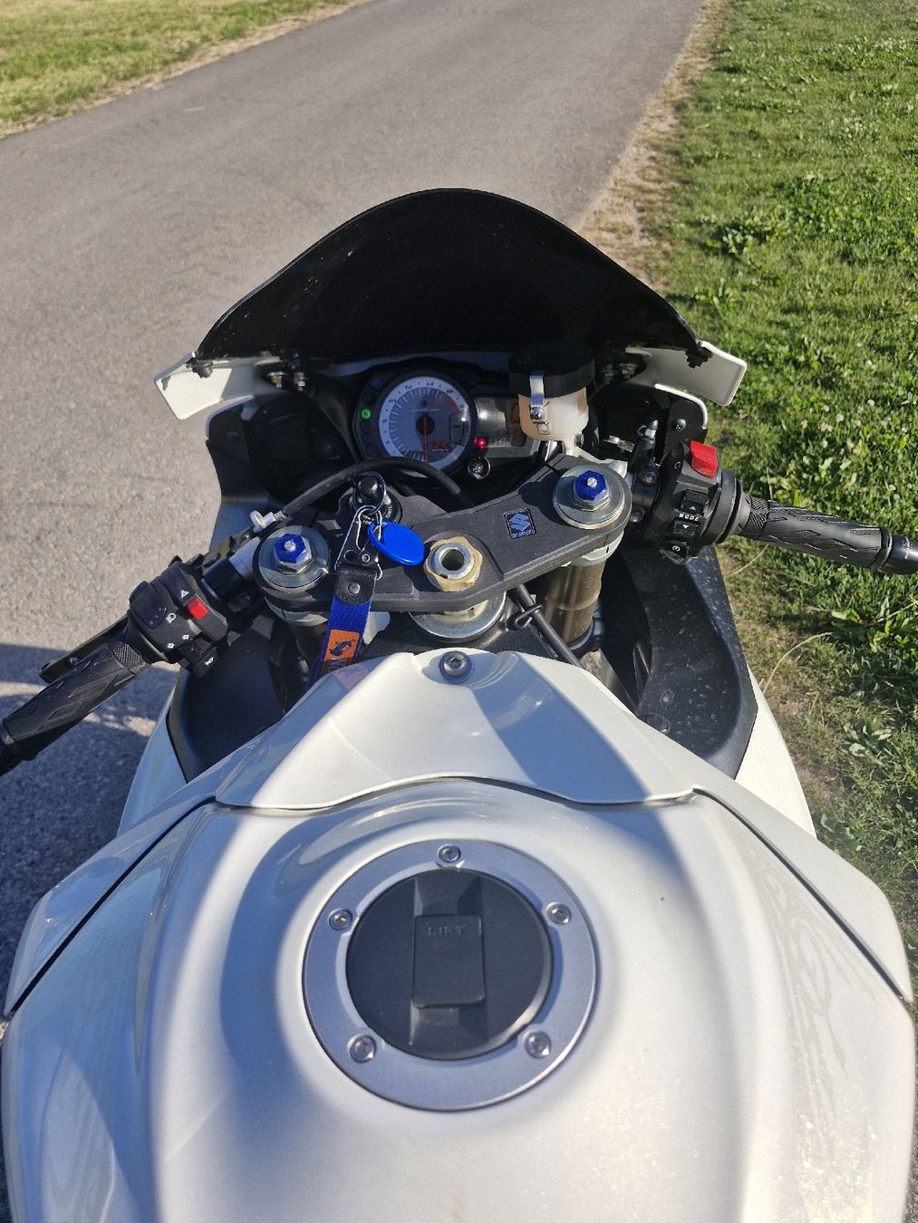 Suzuki Strada: Suzuki GSX-R 600 k9 – Usato da Reinach BL venduto da sch_r8cb 5