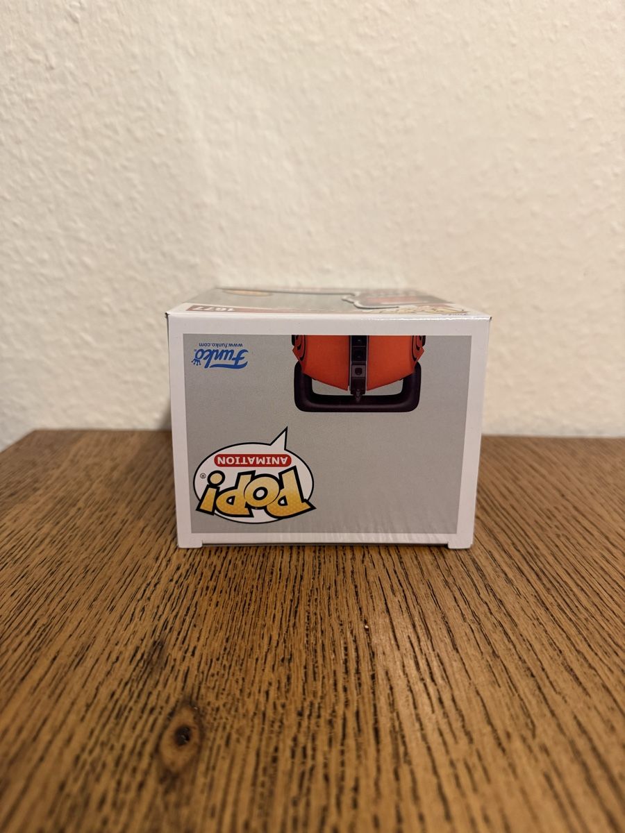 Funko Statuette: Funko Pop Chainsaw Man 1677 Chase – Nuovo e nell'imballaggio originale da Watt venduto da TnP_Collectibles 4