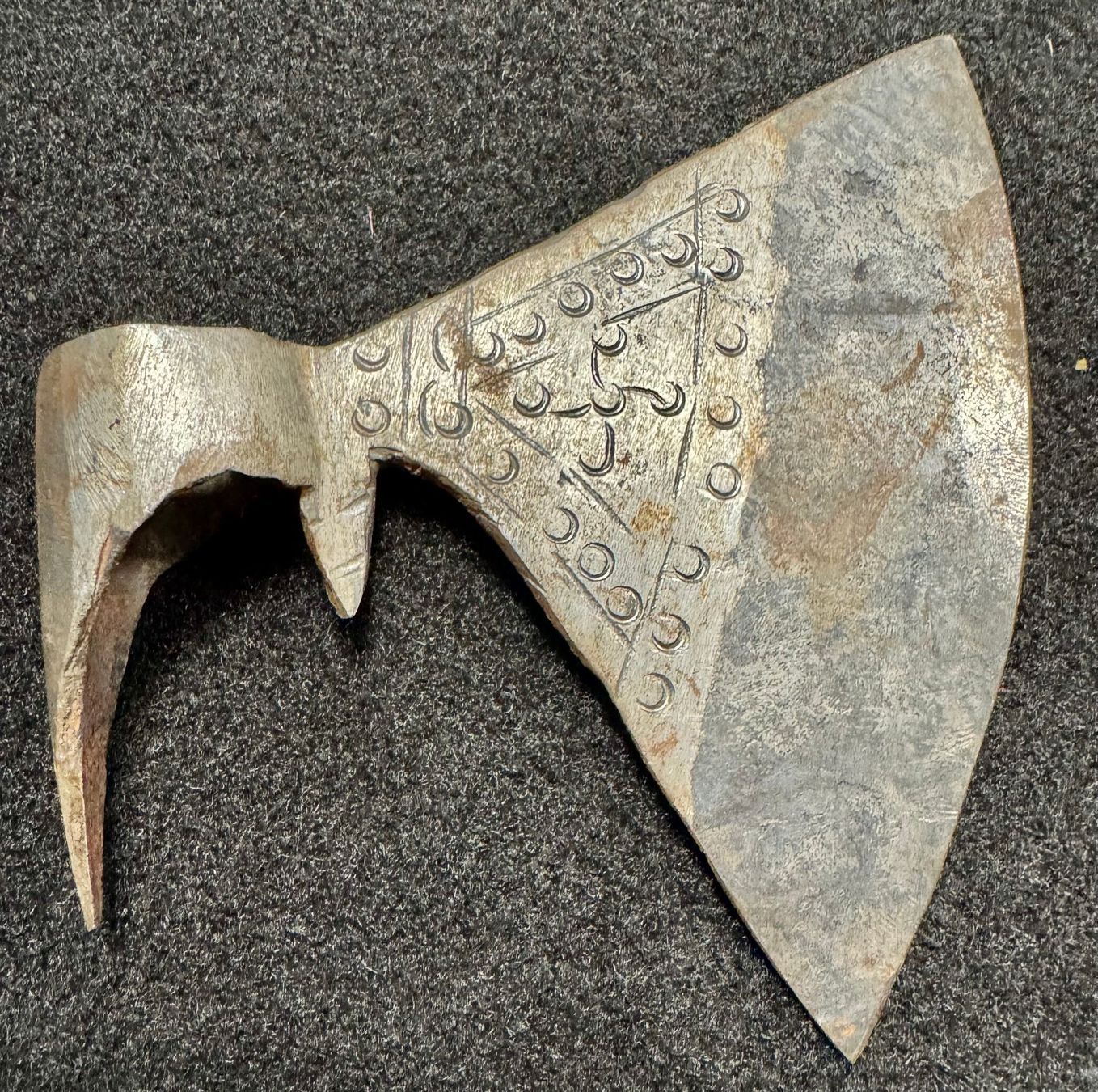 Tutti gli attrezzi: 2 Schlangen-Töter-Äxte ohne Stiel – Usato da Röschenz venduto da Sharjah 2