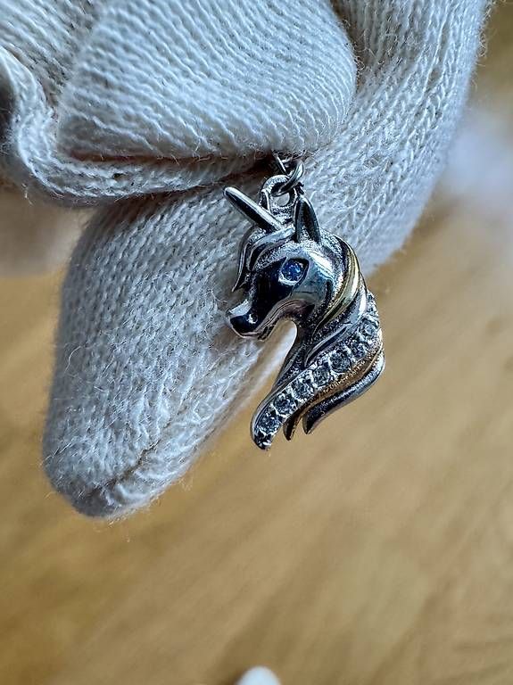 Bracelets: Kinder Armkette mit funkelnden Einhorn – Neuf (Voir description) à Bern par cpiller01 1