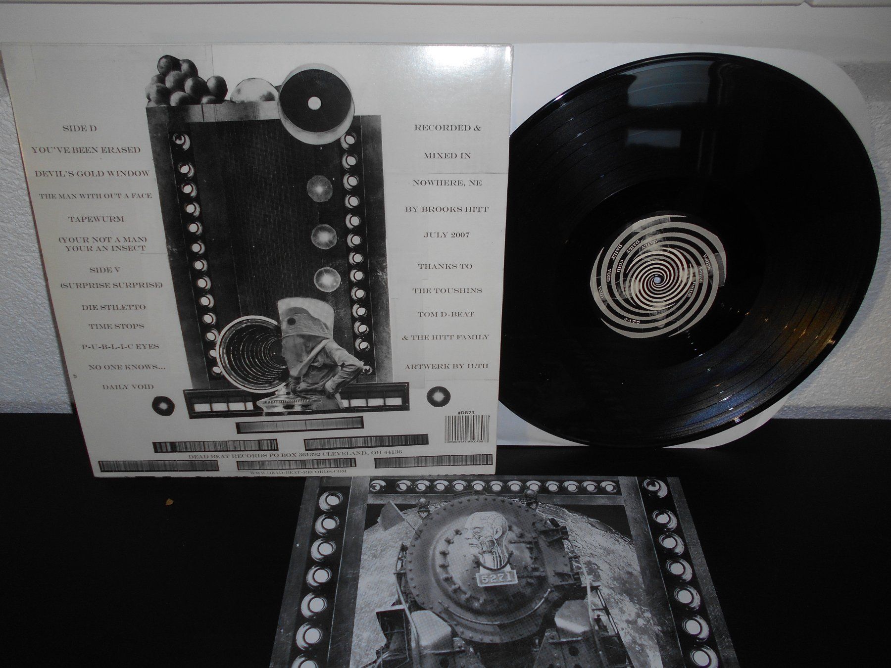 Schallplatten: The Daily Void – Identification Code: 5271-4984953784-06564 – Gebraucht aus Aarberg von witchhunter01 1