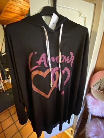 DAMEN PULLOVER-LEICHT MIT KAPUZE