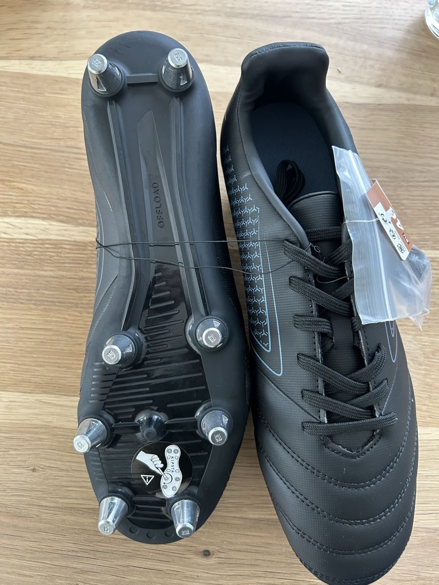 Adidas Herrenschuhe: Addidas, chaussure rugby offload, neuve,pointure 46 – Neu und originalverpackt aus Lausanne von lavirgule 2