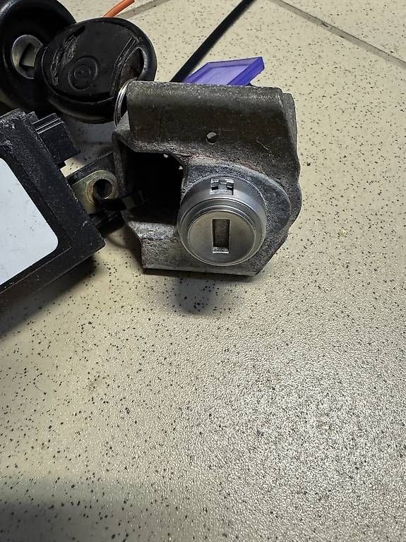 Alle Autoersatzteile: Mini Cooper R50 R52 R53  – Gebraucht aus Ste Croix von bar_g5v5 2