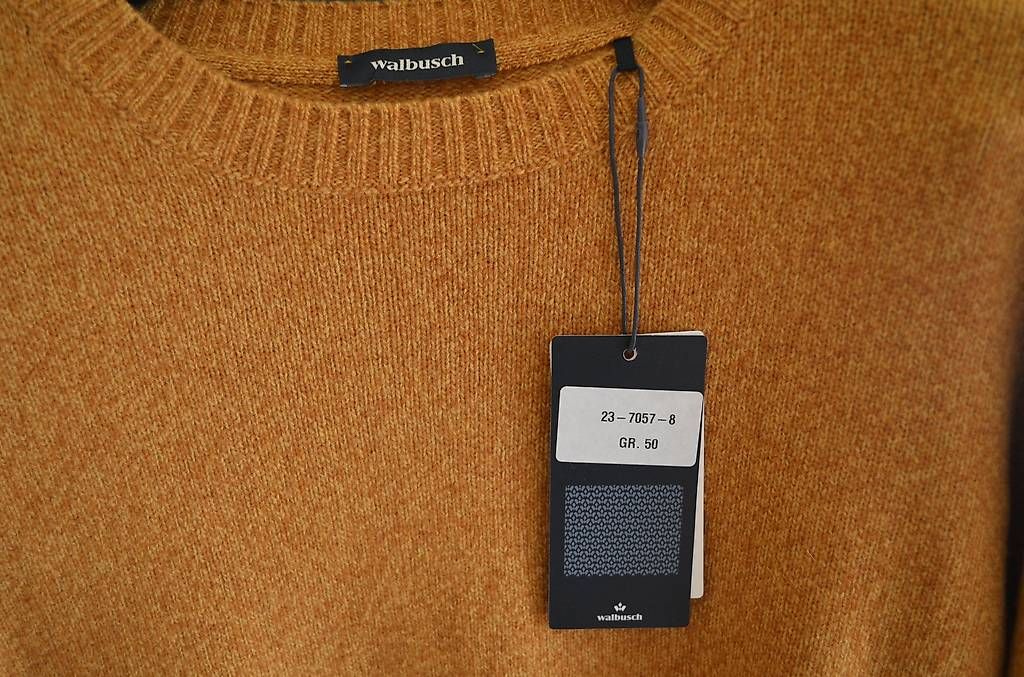 Maglioni & Felpe:  Kuscheliger Pullover von Walbusch – Usato da Richenthal venduto da Mikesh01