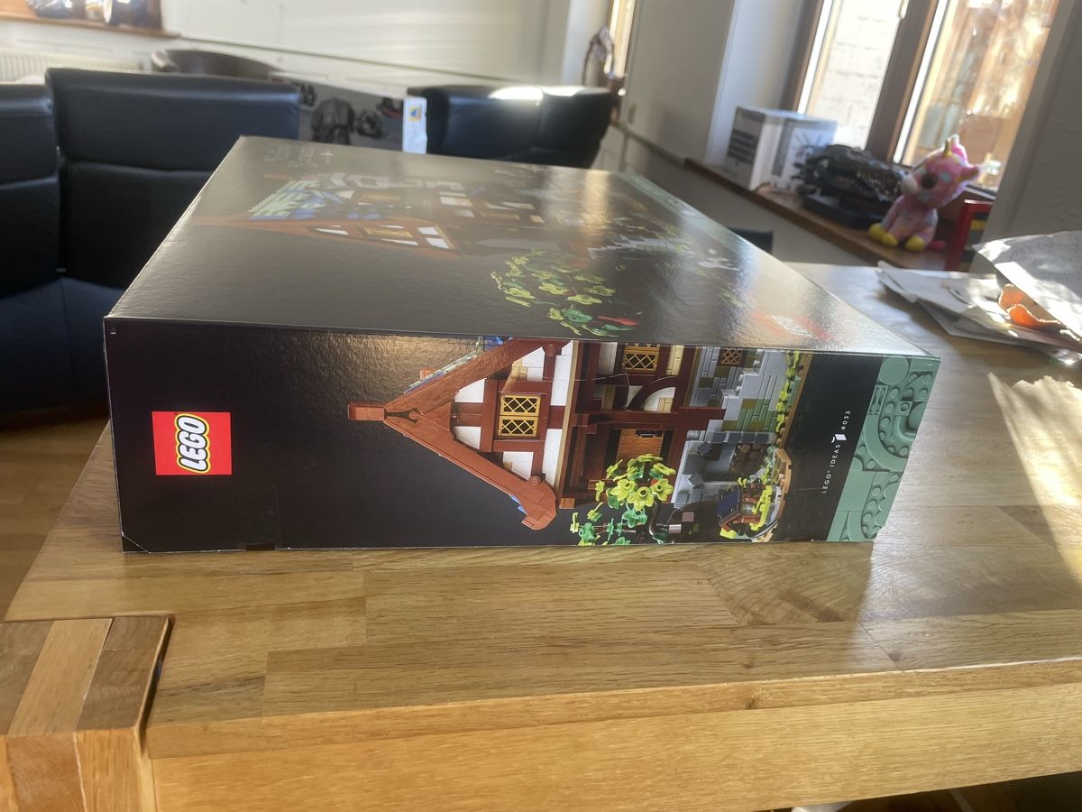 Lego Kit di costruzioni: Je vends lego 21325 forge médiéval  – Nuovo e nell'imballaggio originale da Les Brenets venduto da serialdrink 3