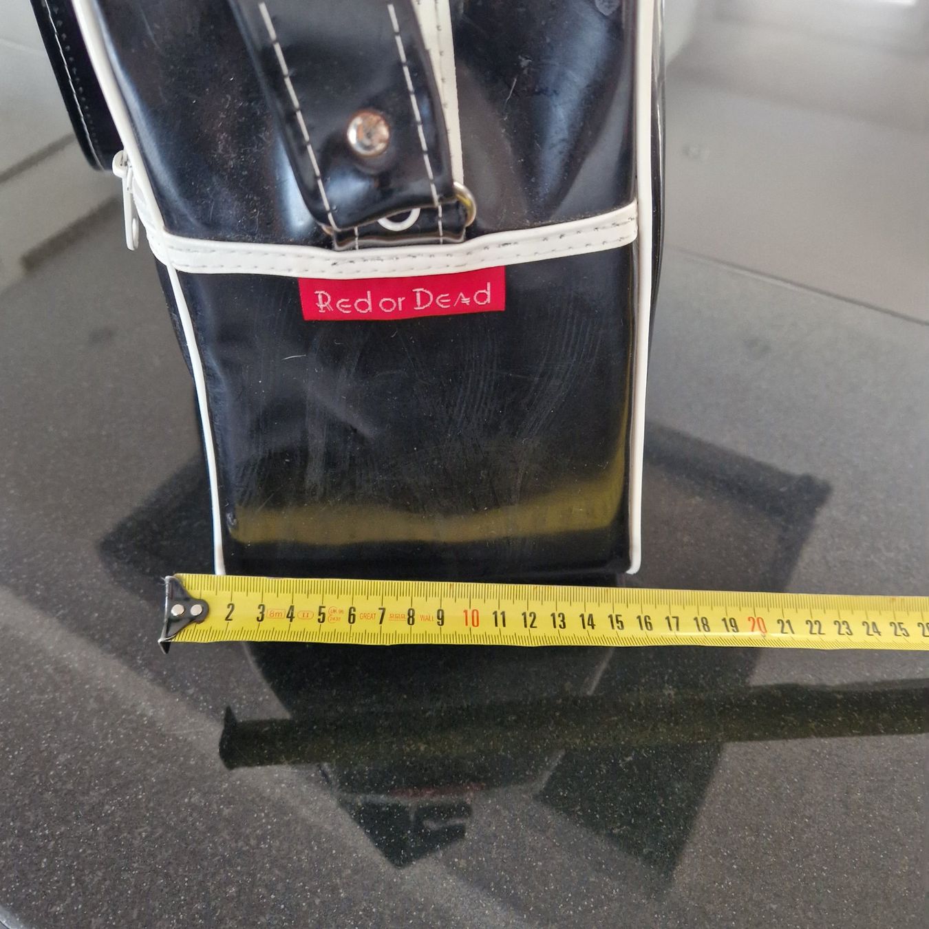 Borse: Vinyl-Tasche, Red or dead – Usato da Gränichen venduto da sunchi07 1