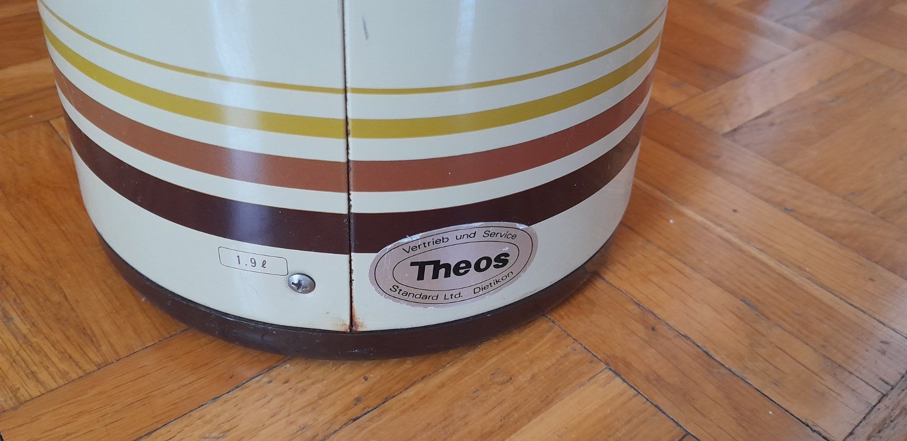 Teekannen: 2 Isolierkannen Edelstahl/Kunststoff, gebraucht – Gebraucht aus Horgen von Amanda30 2