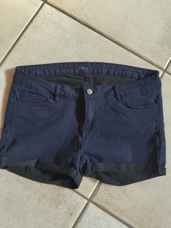 Shorts in Jeanslook / kurze Hose / Gr. 40-42