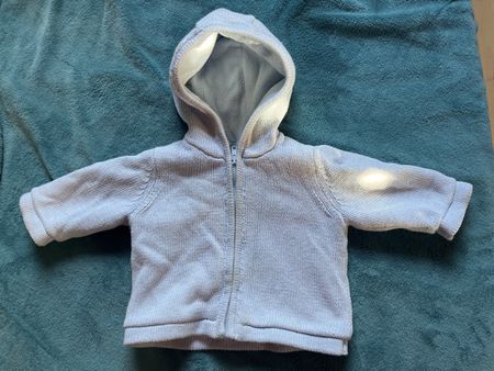 Süsser Baby-Strickjacke 🩵, Gr. 0-3 Monate, Kapuze
