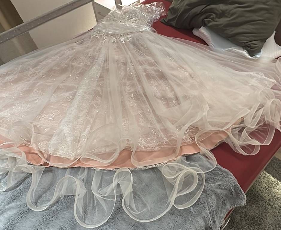 Robes: Hochzeitskleid Handgemacht  – D'occasion à Ennetbaden par ism_hcp6 3