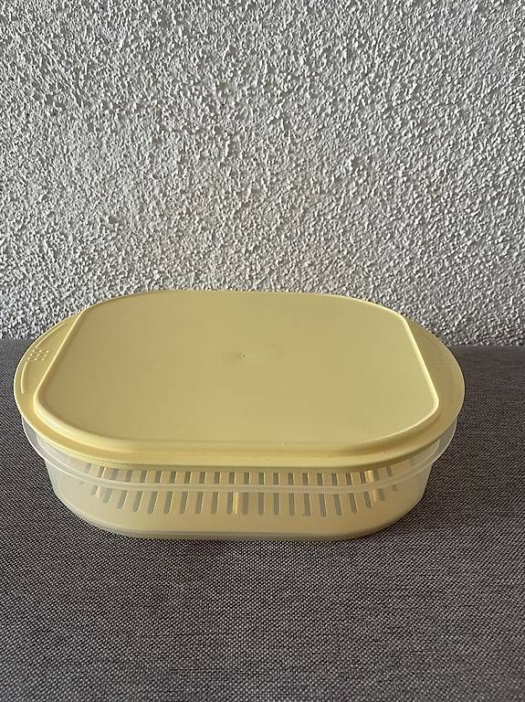 Contenitori & Simili: Tupperware Frischhaltebox mit Einsatz neu – Usato da Künten venduto da Gubapri