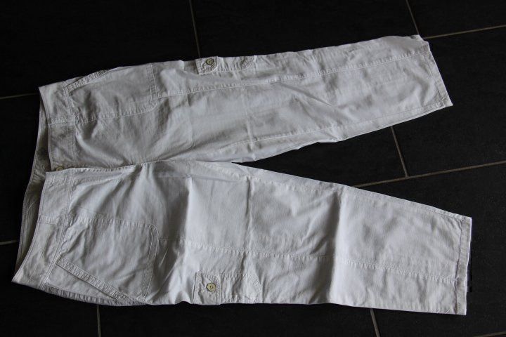 Bonita Pantaloni: 3/4 Hose weiss Bonita 40 – Usato da Eschenbach SG venduto da Anisti13