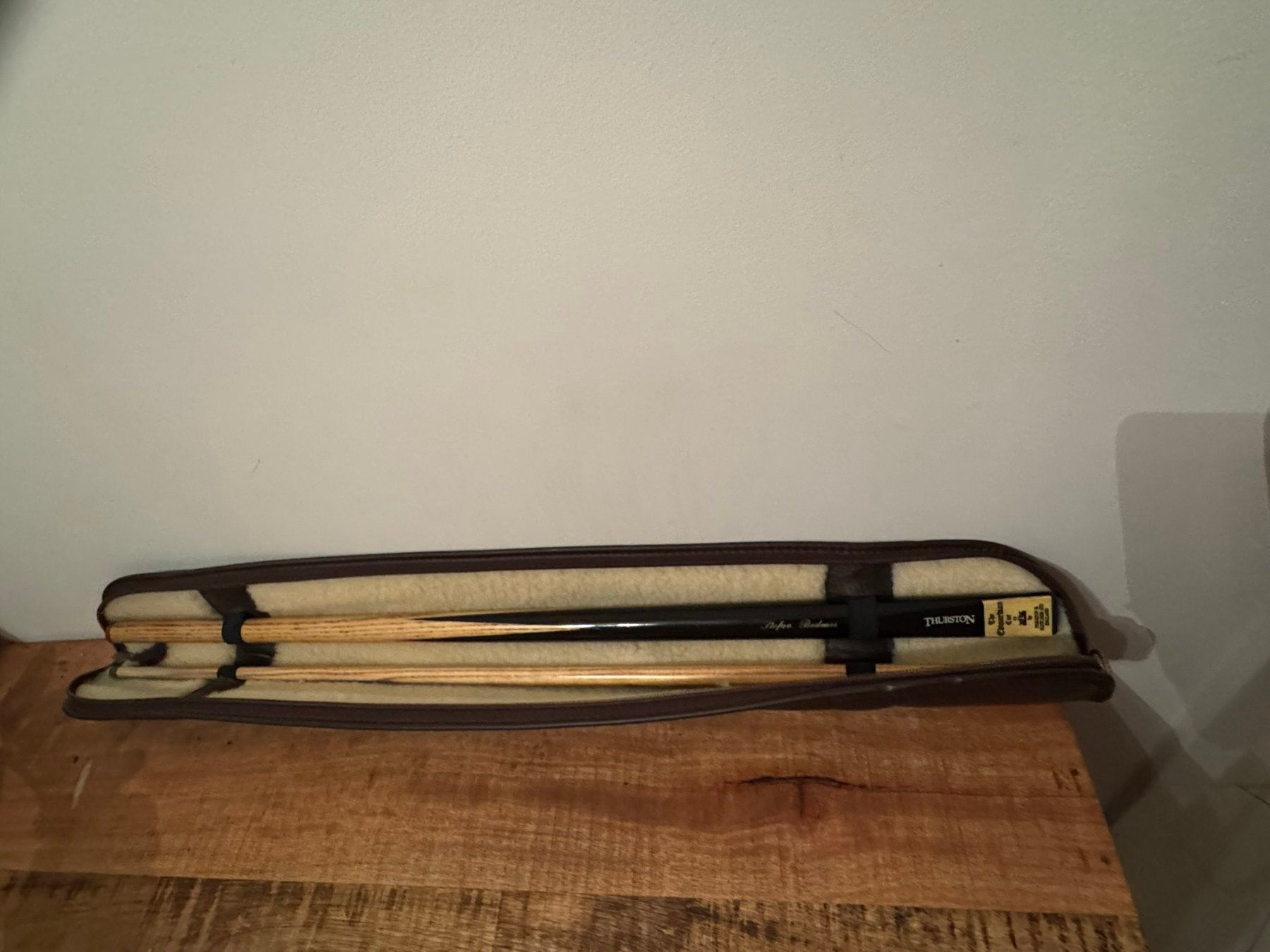 Stecche da biliardo: BCE Etui und Snooker Thurston Peradon Queue mit Gravur – Usato da Uhwiesen venduto da fel_5ghs 9