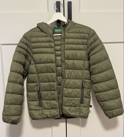 Jugendliche Jacke Gr. 134-140