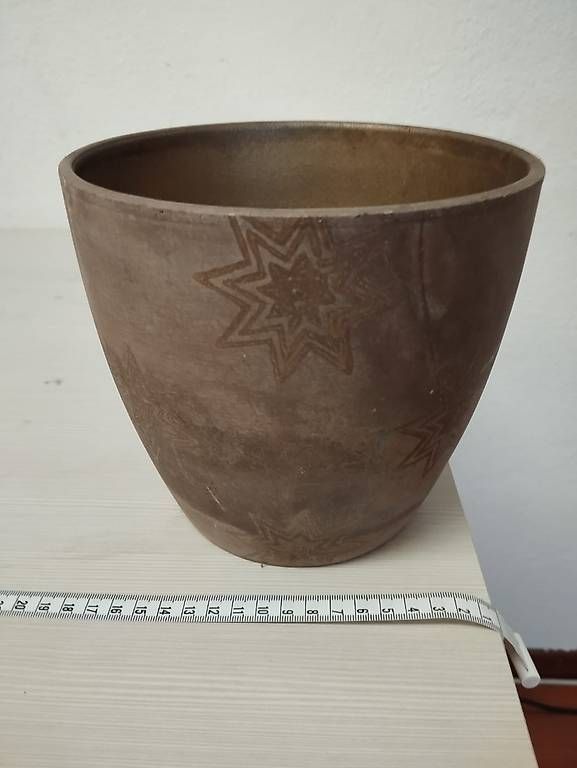 Vasi & Recipienti: Vasi colorati carini  singoli 10 CHF – Usato da Agno venduto da ant_tx57 2