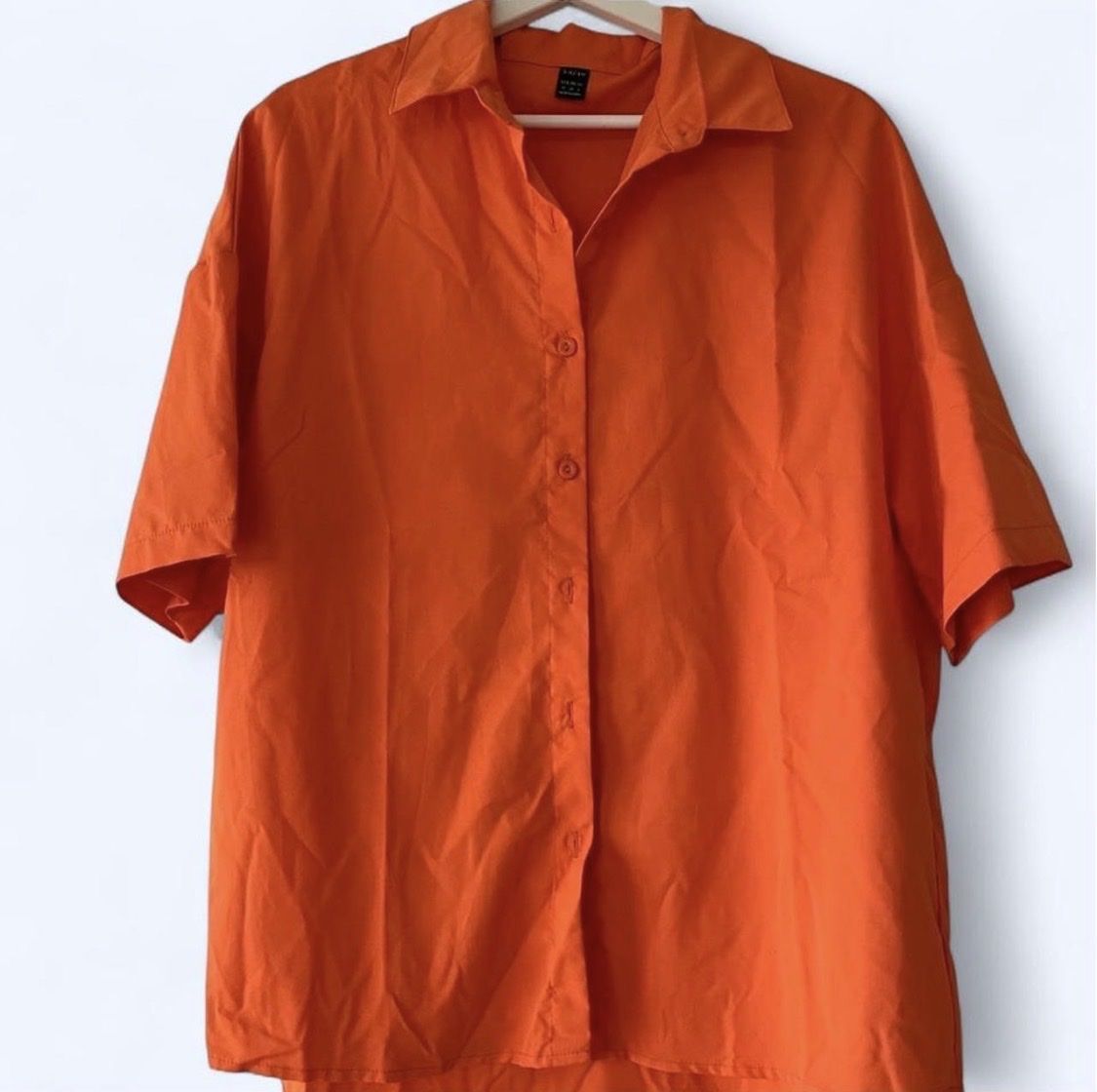 Lots de vêtements: Oranger Zweiteiler – D'occasion à Zürich par Ivadodo 1