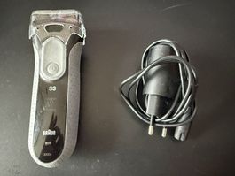 Braun Rasierer S3