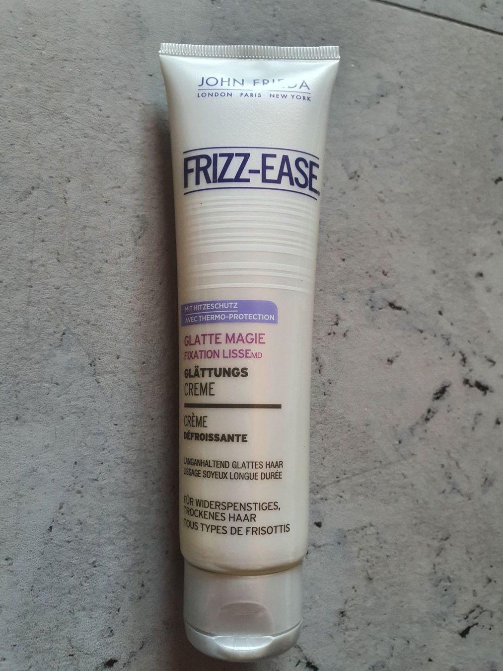 Produits d'entretien: Frizz-Ease – D'occasion à Moosseedorf par Sonnenschein.. 1