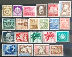DEUTSCHES REICH: Ein Lot Postfrische ** aus 1942–1945