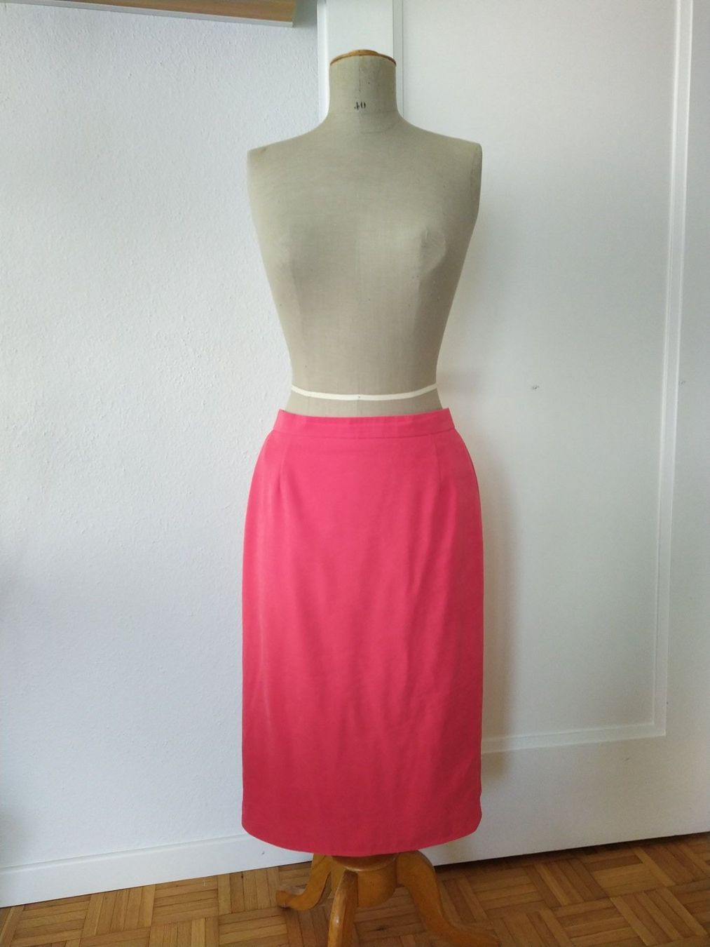 Completi & Tailleur: Zweiteiler mit Jupes und Bluse – Usato da Triesen venduto da stephanieschurti 3
