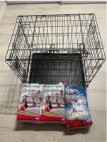 Dog crate with training pads