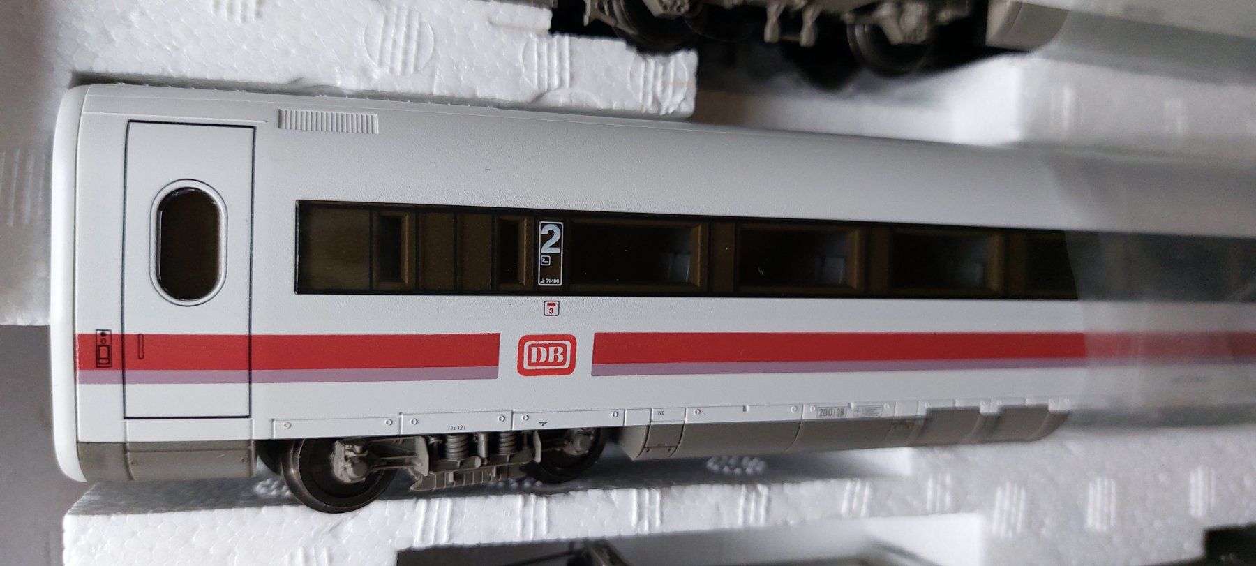 Fleischmann Modellini di ferrovie: Fleischmann 6380 - ICE 1 Startset - InterCityExpress DB – Nuovo (secondo la descrizione) da Rotkreuz venduto da MOBAHN-1zu87 6