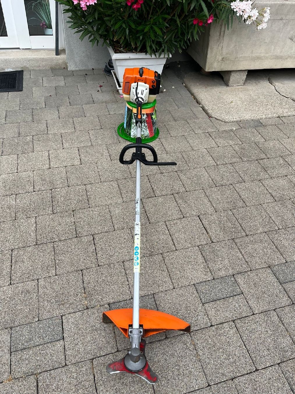Stihl Rasenmäher: Rasentrimmer STIHL FS 120 – Gebraucht aus Büetigen von nyli67 3