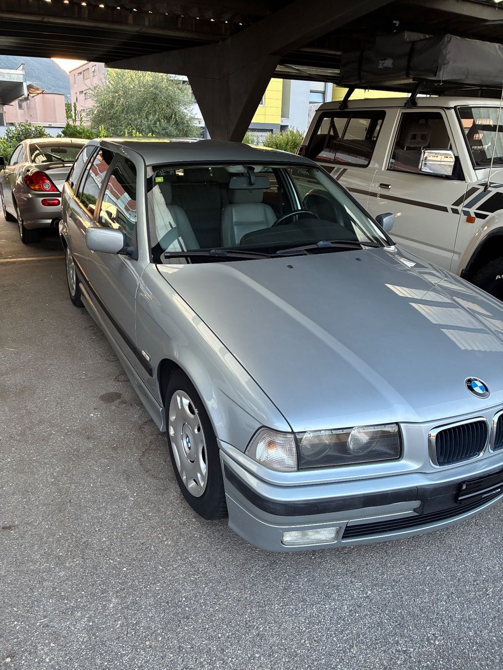 BMW Autos: BMW  E36 328 Turing – D'occasion à Tenero par Cadra01 1
