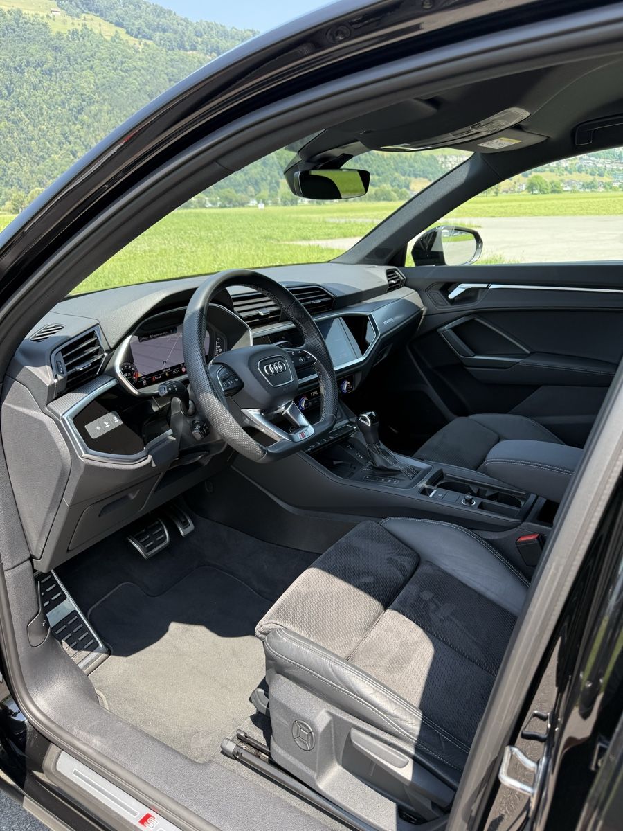 Audi Autos: Top Audi Q3 Sportback 40 TDI quattro S line, Neuwagenähnlich – Gebraucht aus Ennetbürgen von wei_r97s