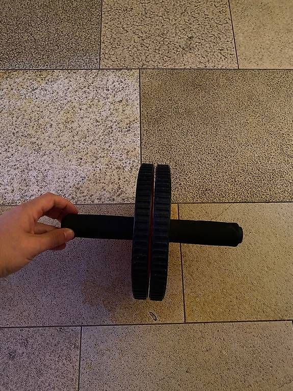 Hometrainer: Bauchtrainer / Ab Roller mit Doppelrad – Gebraucht aus Gutenswil von Benist89 1