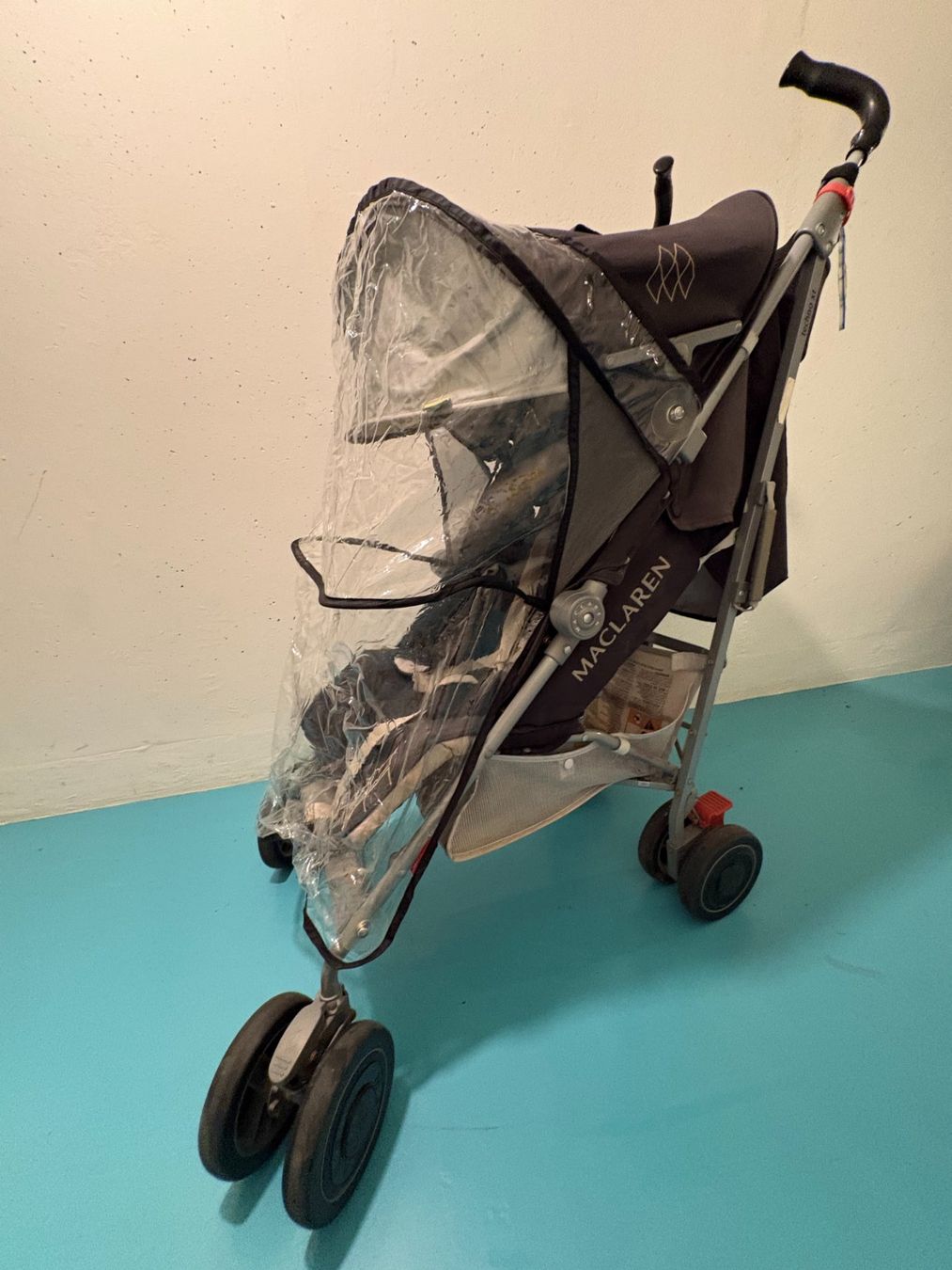 Mclaren Carrozzine: McLaren Kinderwagen (Buggy) BLACK – Usato da Greifensee venduto da oli_c7w6 2
