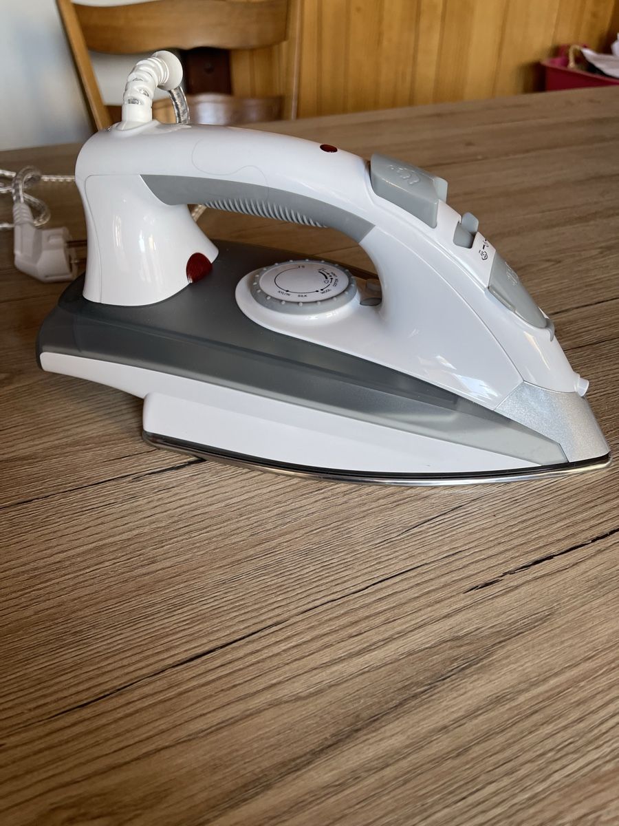 SilverCrest Bügeleisen: SilverCrest Dampfbügeleisen – Gebraucht aus Fahrni b. Thun von ams_56jv 4