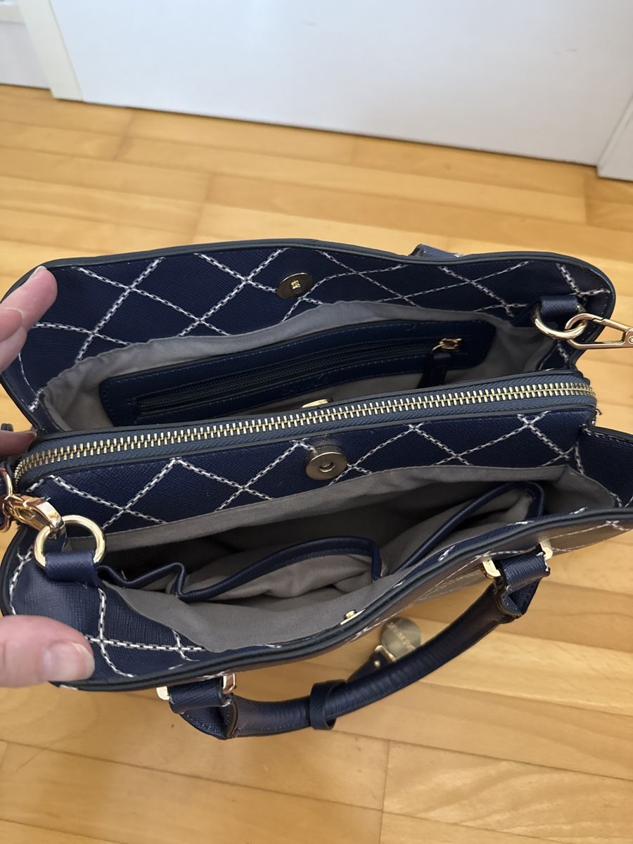 Taschen für Damen: Catwalk Handtasche dunkelblau – Gebraucht aus Winkel von _OachKatzerl_ 2