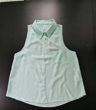 Bellissimo top estivo da donna senza maniche, tg XS!