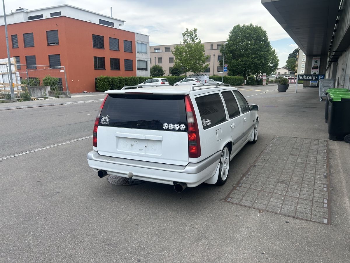 Volvo Automobili: Volvo 850 T5 – Usato da Romanshorn venduto da Happy24 2