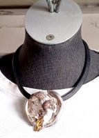 Halsband / Kette mit Silber Fantasie Medallie