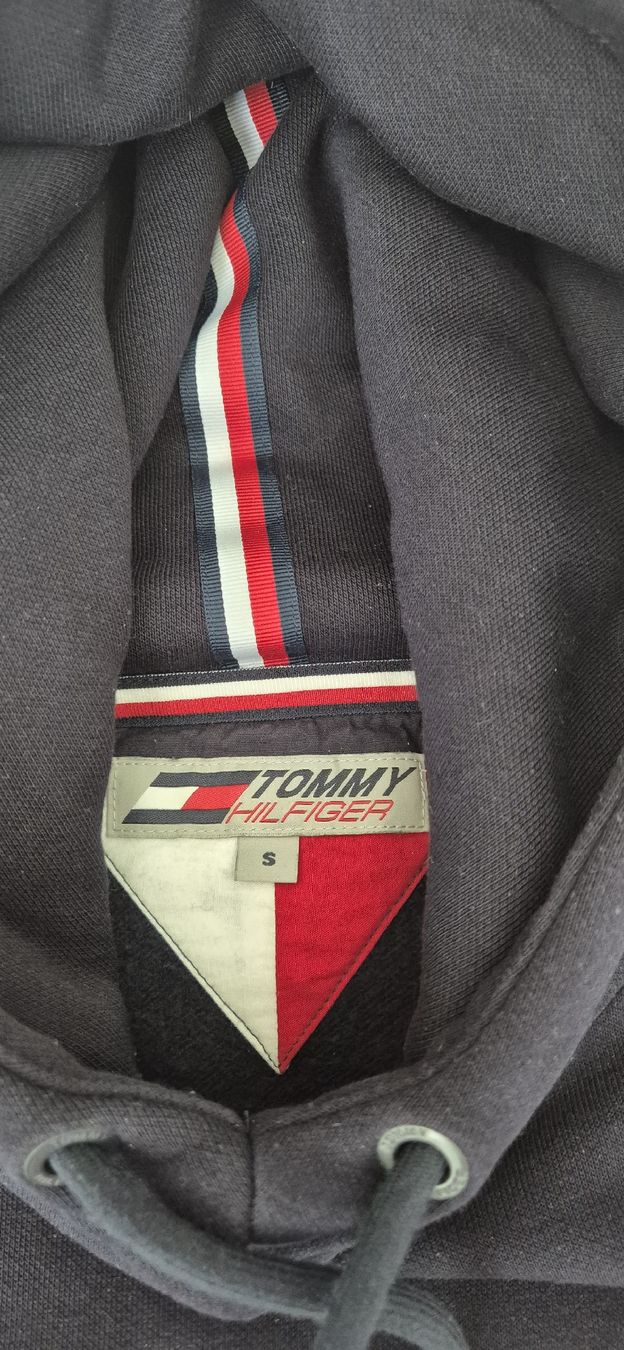 Tommy Hilfiger Maglioni & Felpe: Tommy Hilfiger Gr.S – Nuovo (secondo la descrizione) da Frauenfeld venduto da ROY33 1