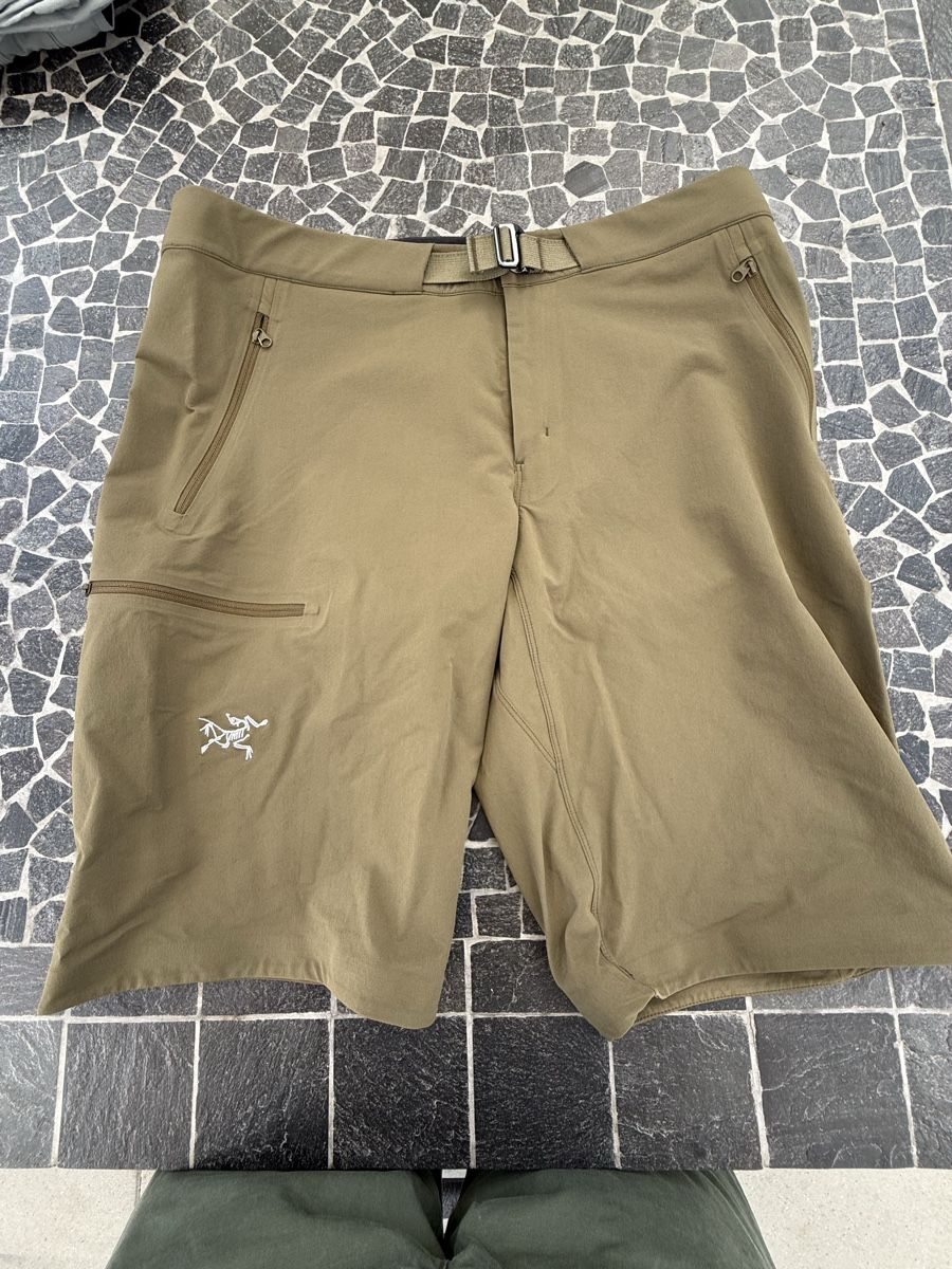 Arcteryx Hosen: Arc’teryx Gamma Lt Shorts Neu – Neu (gemäss Beschreibung) aus Jegenstorf von mammut02